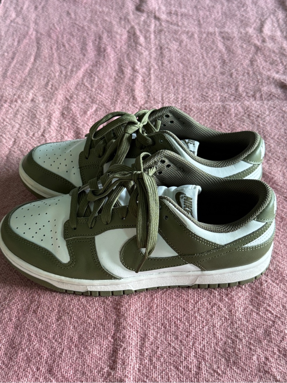 Nike Dunk Low - Medium Olive